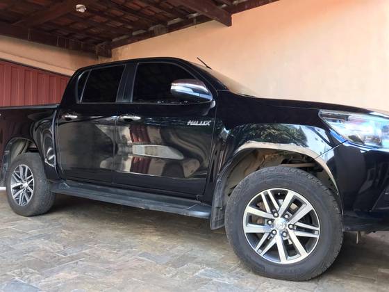 TOYOTA HILUX 2.8 SRV 4X4 CD 16V DIESEL 4P AUTOMÁTICO
